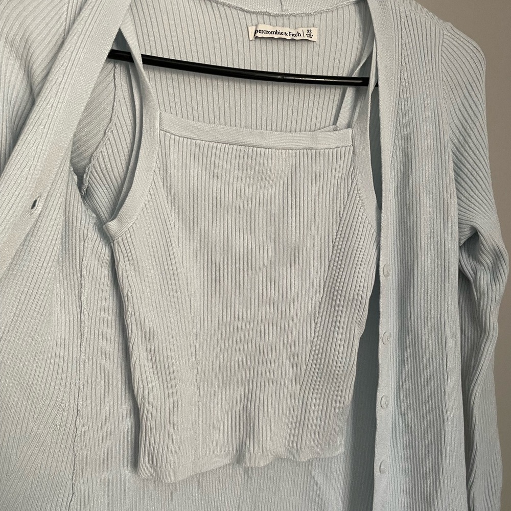 Abercrombie and Fitch tank and sweater duster set